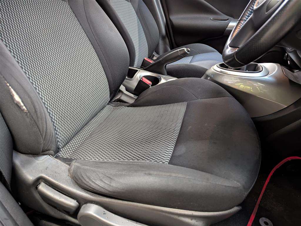 <p>2015 NISSAN JUKE ACENTA DCI</p>