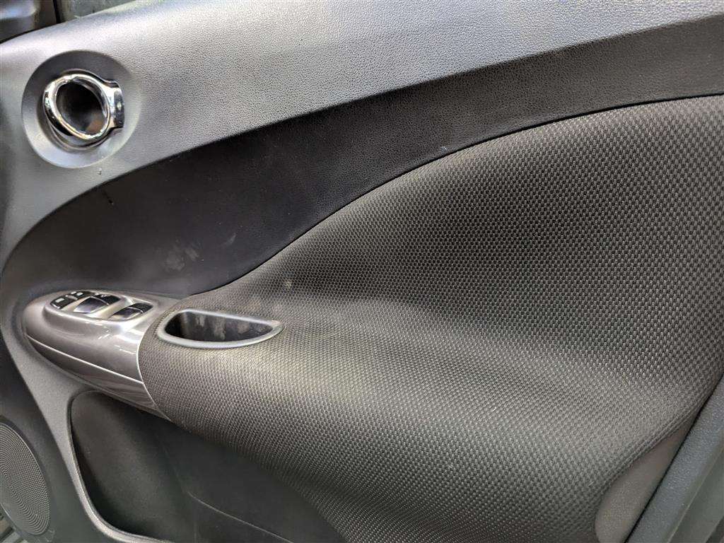 <p>2015 NISSAN JUKE ACENTA DCI</p>