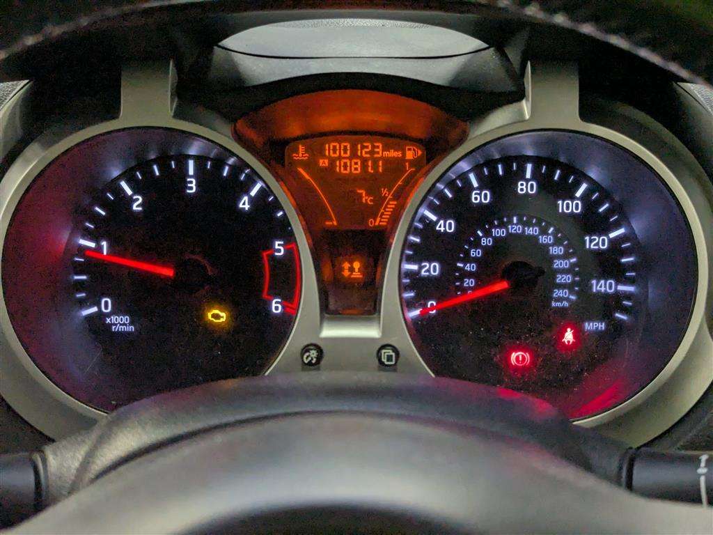 <p>2015 NISSAN JUKE ACENTA DCI</p>