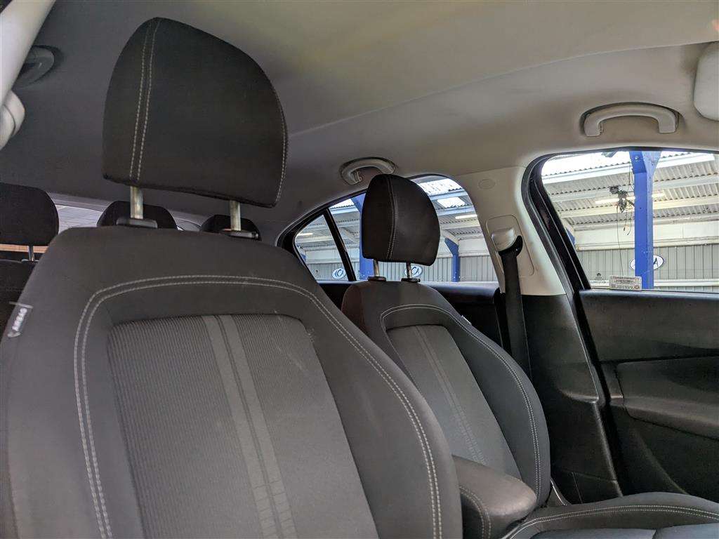 <p>2016 FIAT TIPO EASY + MULITJET</p>