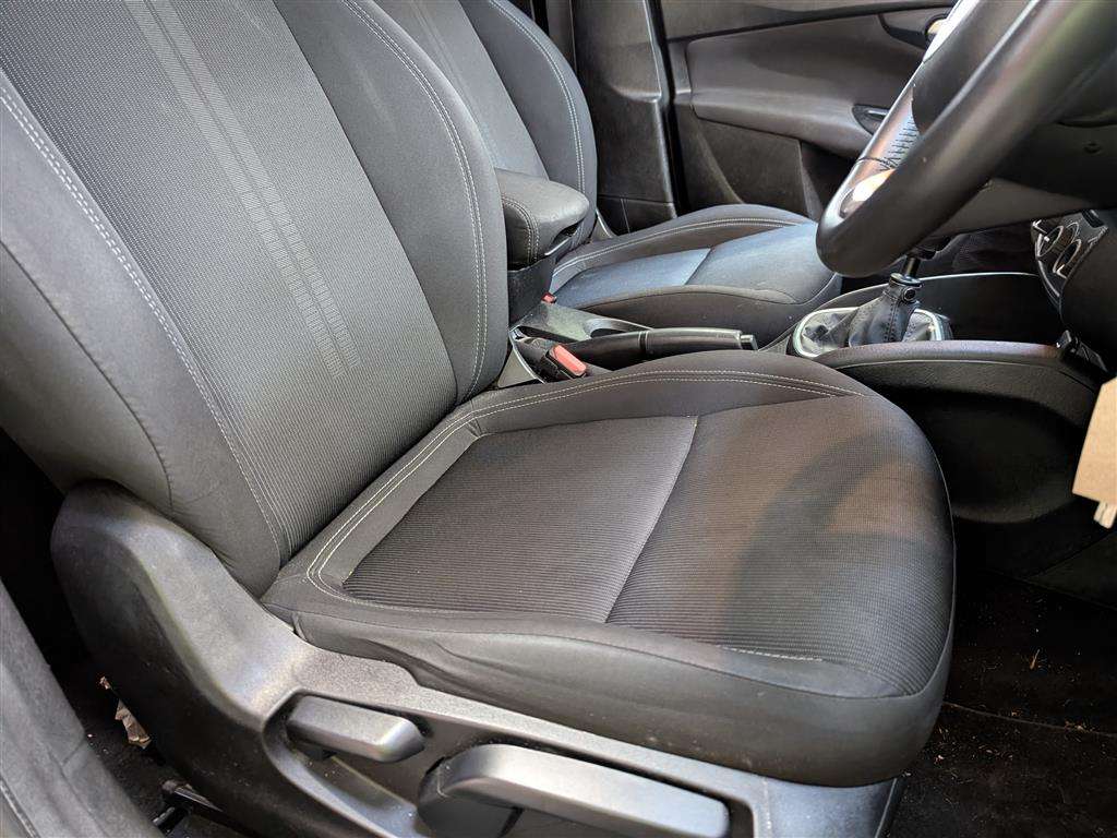 <p>2016 FIAT TIPO EASY + MULITJET</p>