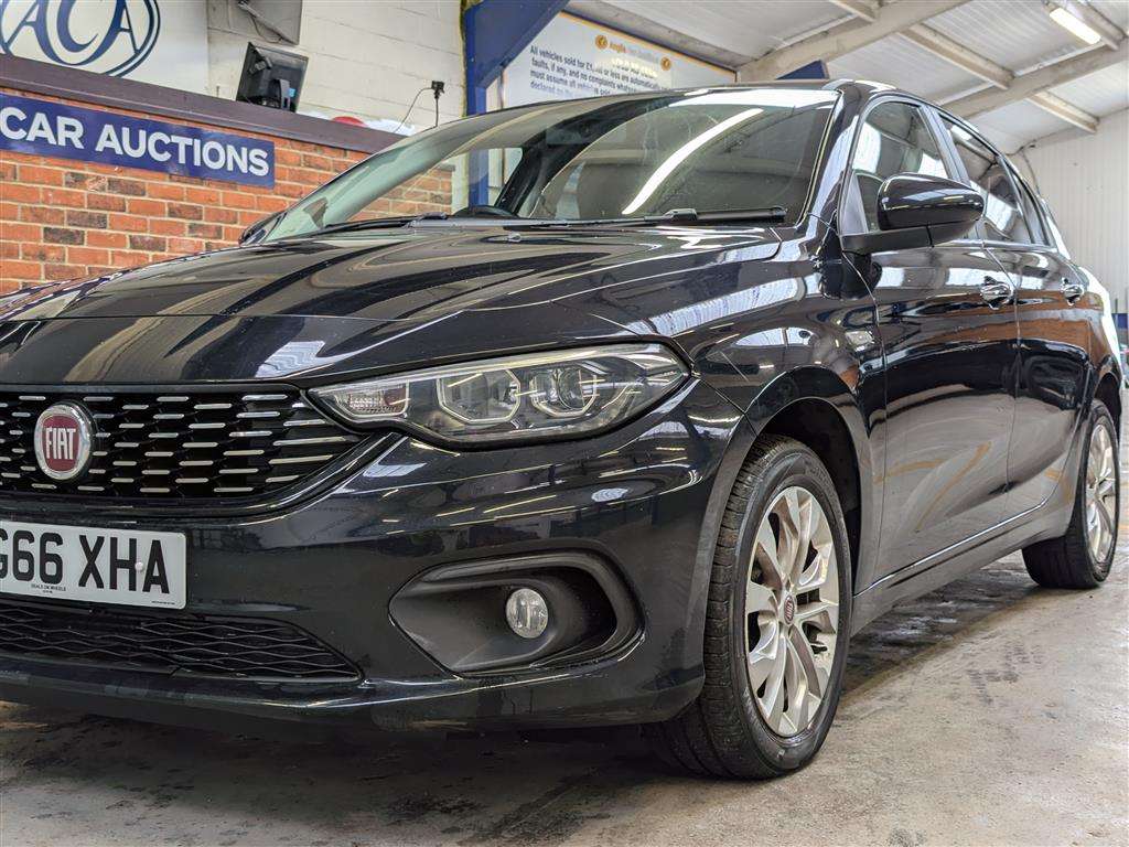 <p>2016 FIAT TIPO EASY + MULITJET</p>