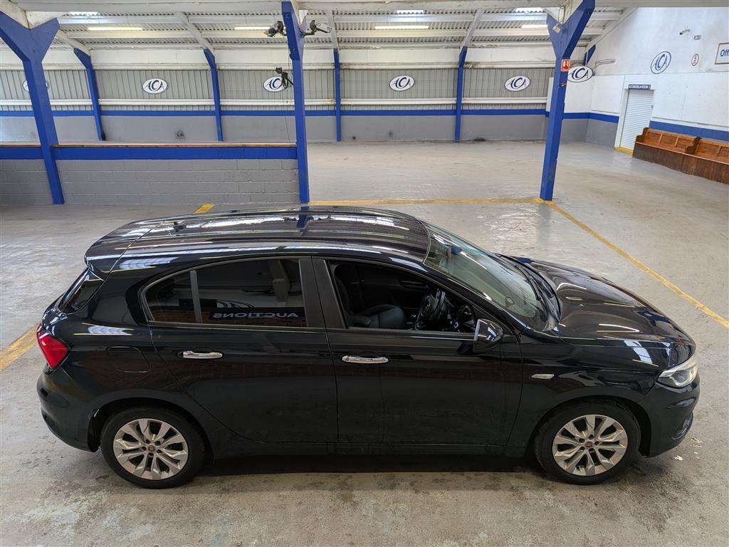 <p>2016 FIAT TIPO EASY + MULITJET</p>