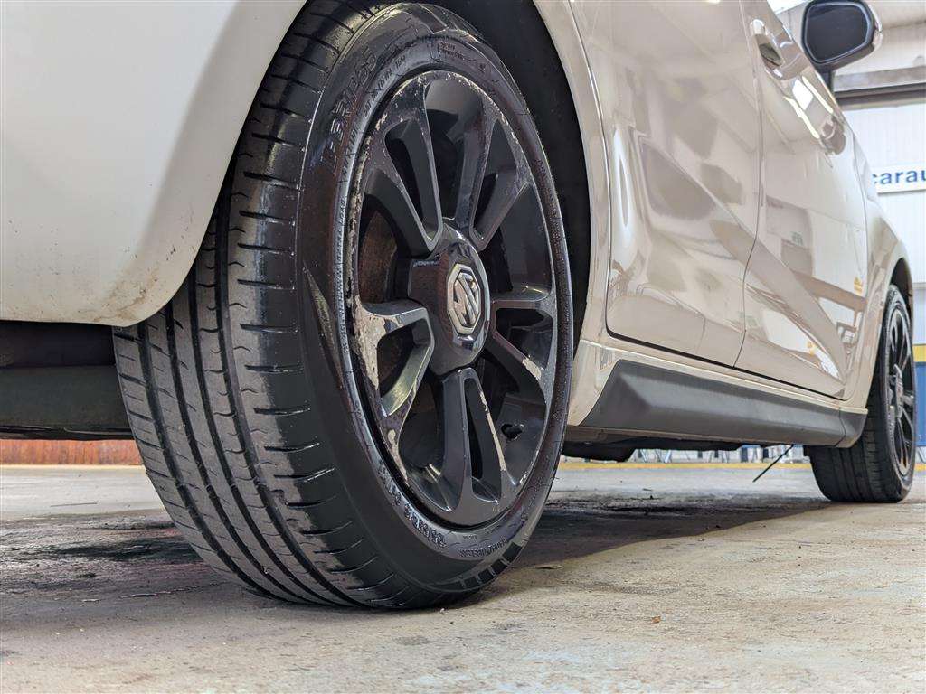 <p>2014 MG 3 STYLE VTI-TECH</p>