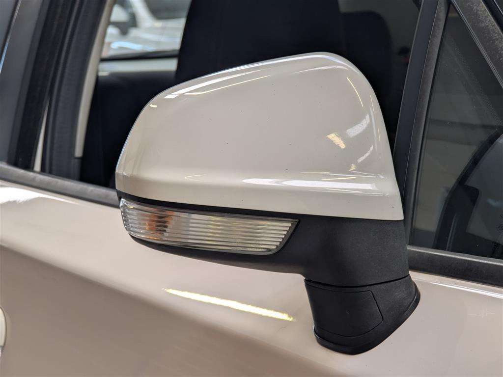 <p>2014 MG 3 STYLE VTI-TECH</p>