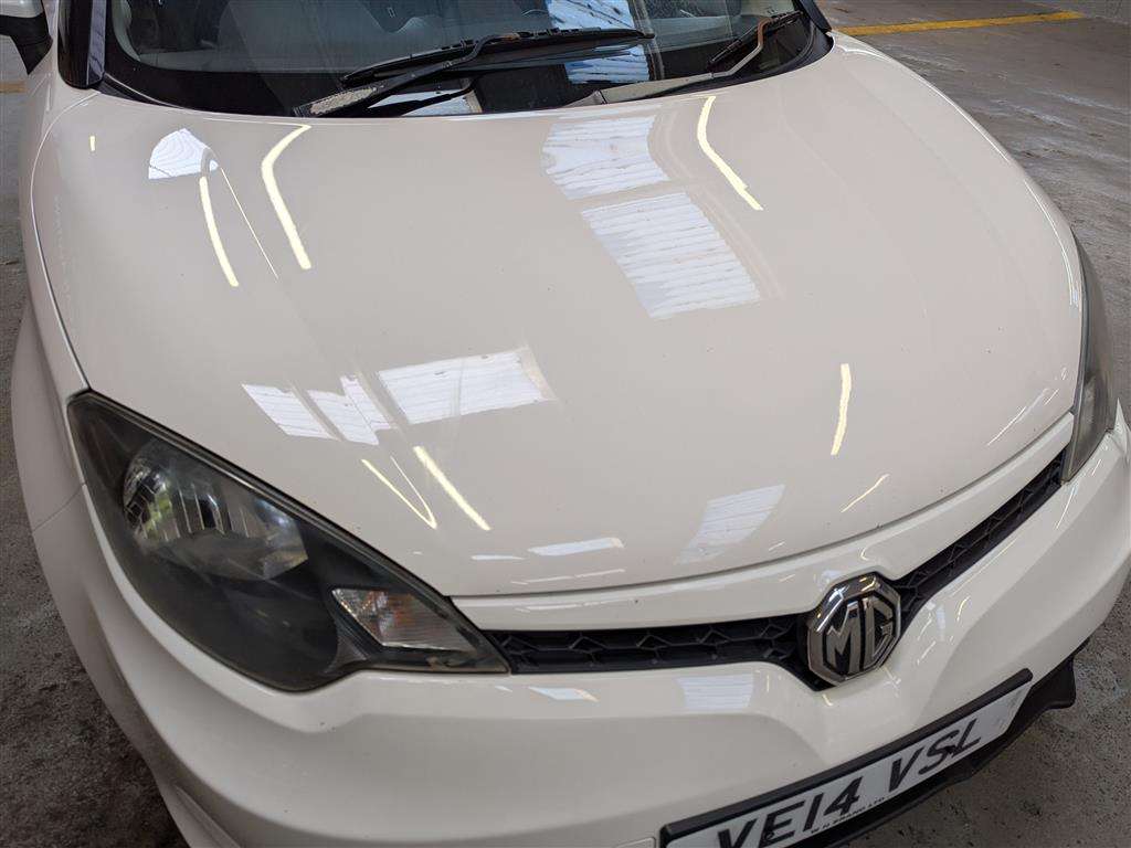 <p>2014 MG 3 STYLE VTI-TECH</p>