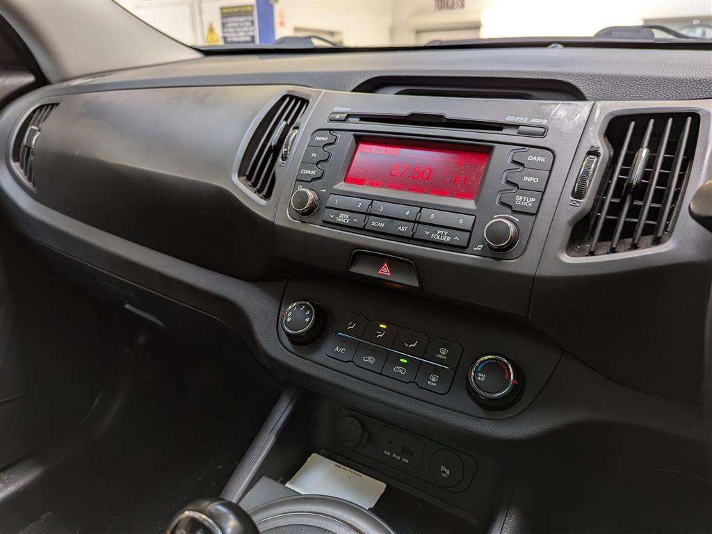 <p>2012 KIA SPORTAGE KX-2 CRDI</p>