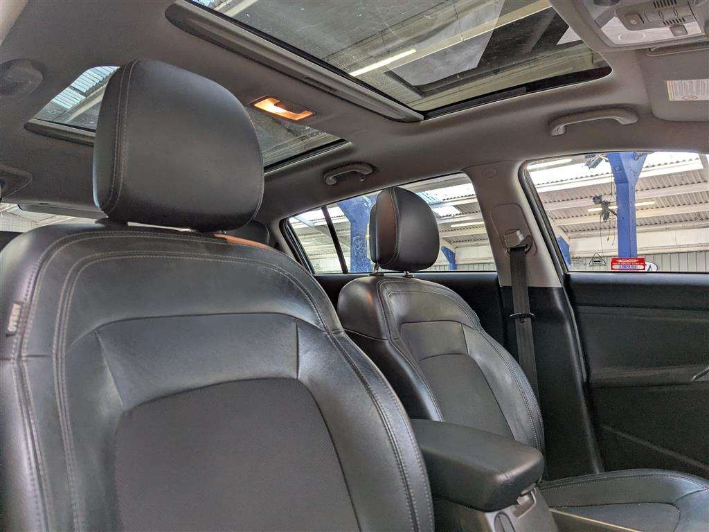 <p>2012 KIA SPORTAGE KX-2 CRDI</p>