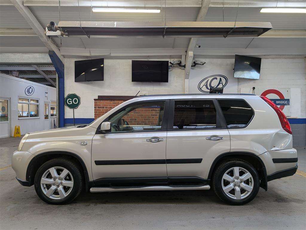 <p>2008 NISSAN X-TRAIL AVENTURA EXP DCIA</p>