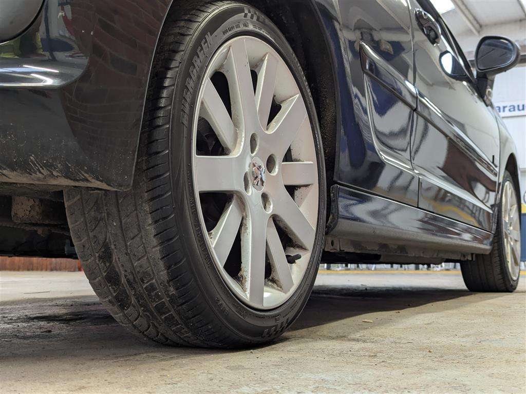 <p>2008 PEUGEOT 207 ELLE CC</p>