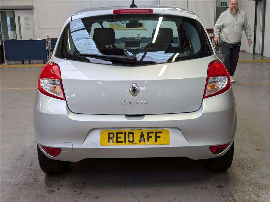 <p>2010 RENAULT CLIO DYNAMIQUE TCE</p>