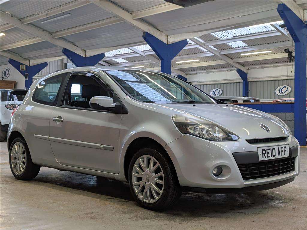 <p>2010 RENAULT CLIO DYNAMIQUE TCE</p>