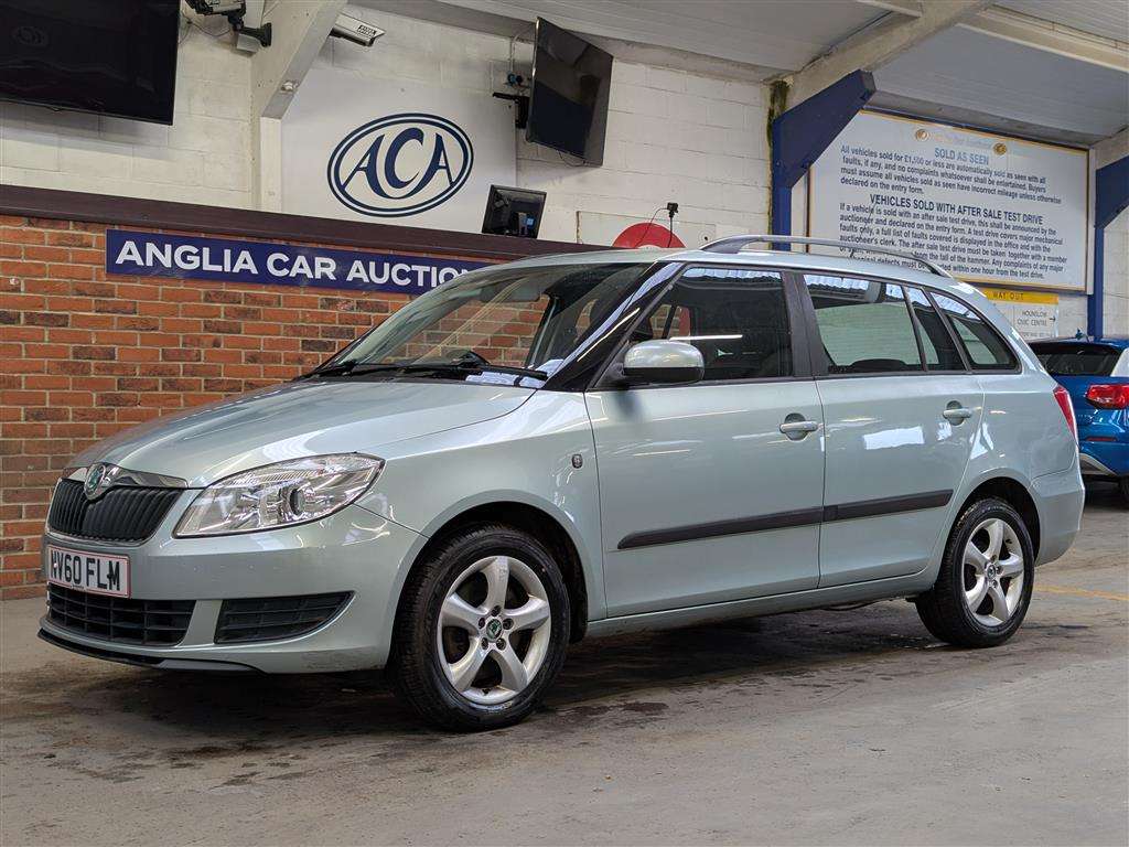 <p>2010 SKODA FABIA SE TSI S-A</p>