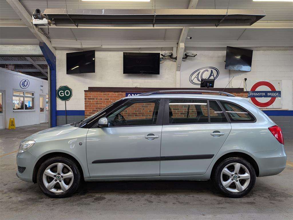 <p>2010 SKODA FABIA SE TSI S-A</p>
