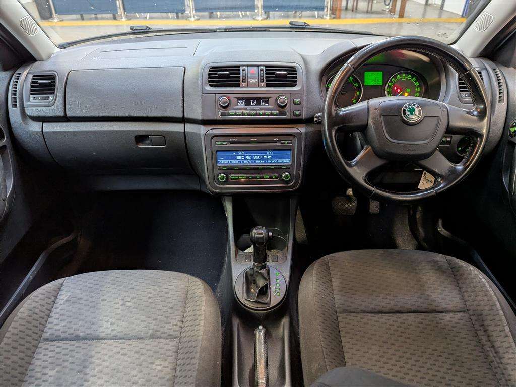 <p>2010 SKODA FABIA SE TSI S-A</p>