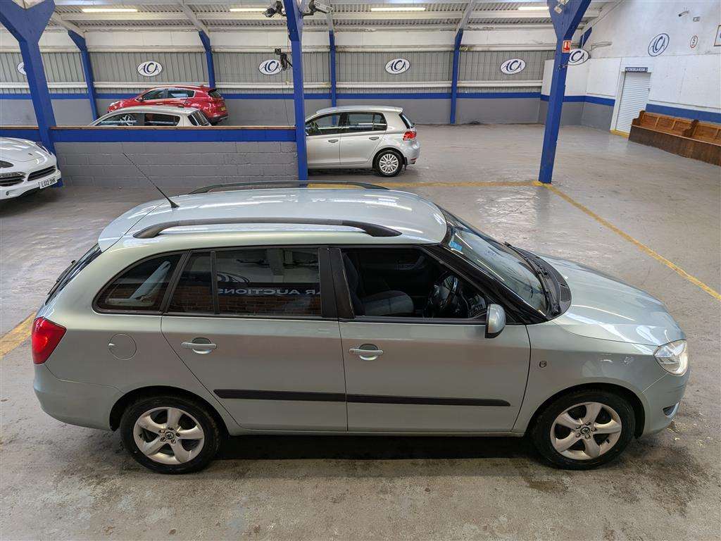 <p>2010 SKODA FABIA SE TSI S-A</p>