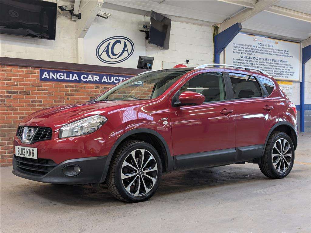 <p>2012 NISSAN QASHQAI N-TEC + DCI</p>