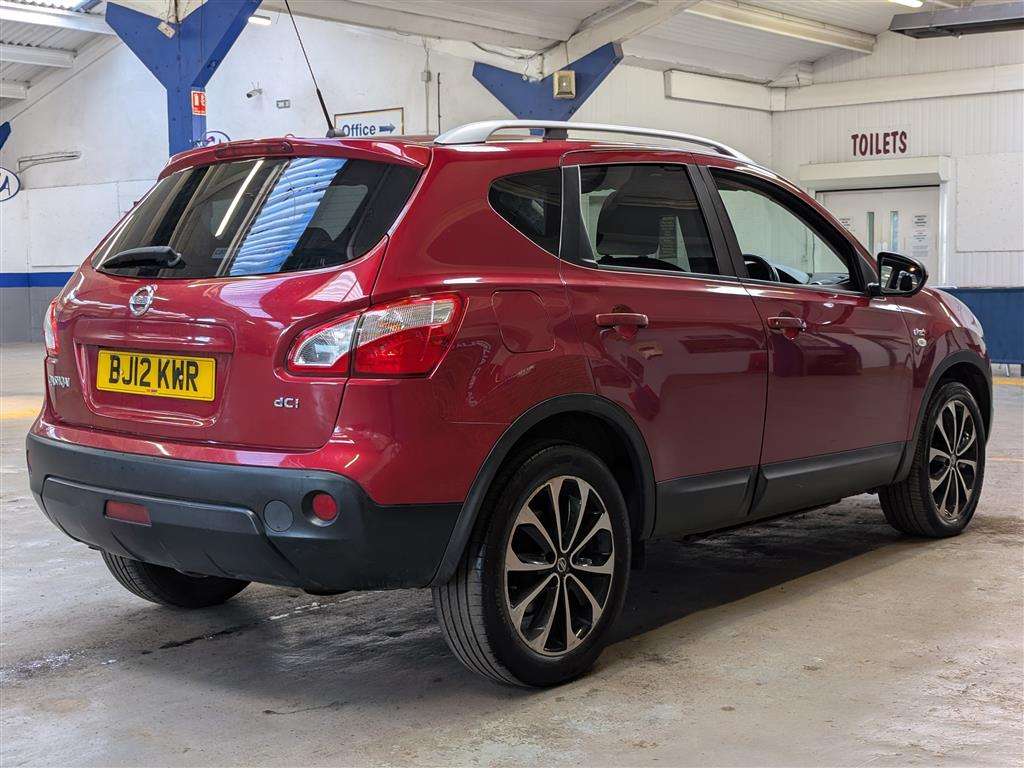 <p>2012 NISSAN QASHQAI N-TEC + DCI</p>