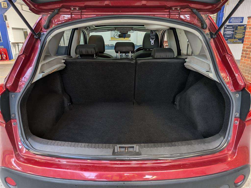 <p>2012 NISSAN QASHQAI N-TEC + DCI</p>