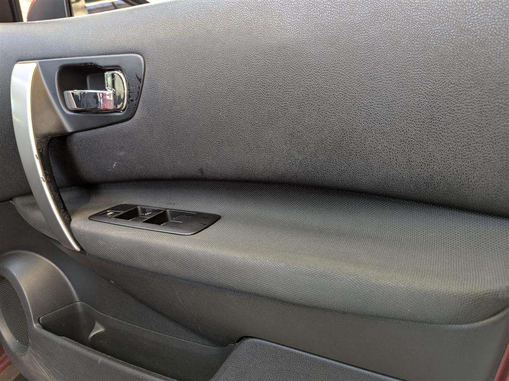 <p>2012 NISSAN QASHQAI N-TEC + DCI</p>