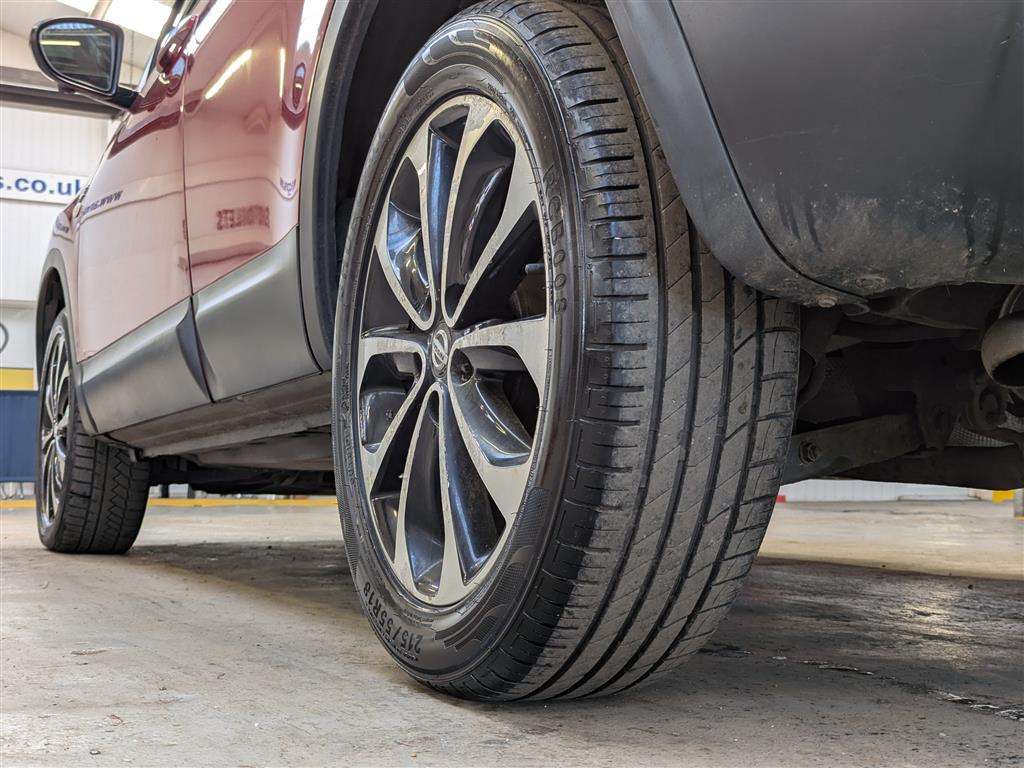 <p>2012 NISSAN QASHQAI N-TEC + DCI</p>