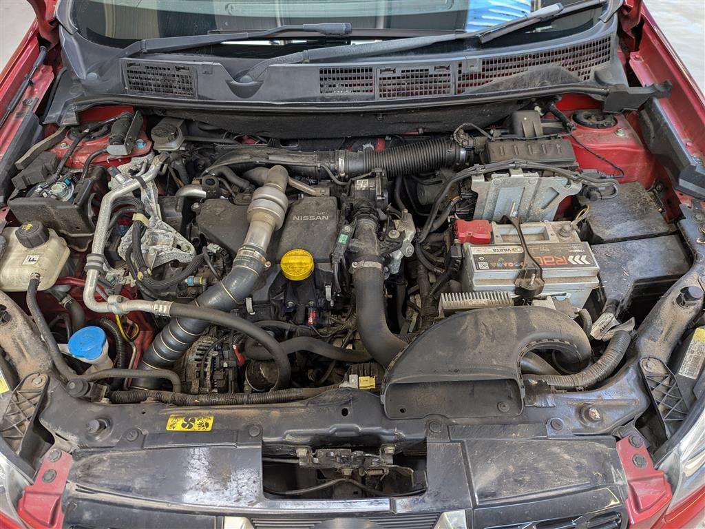 <p>2012 NISSAN QASHQAI N-TEC + DCI</p>