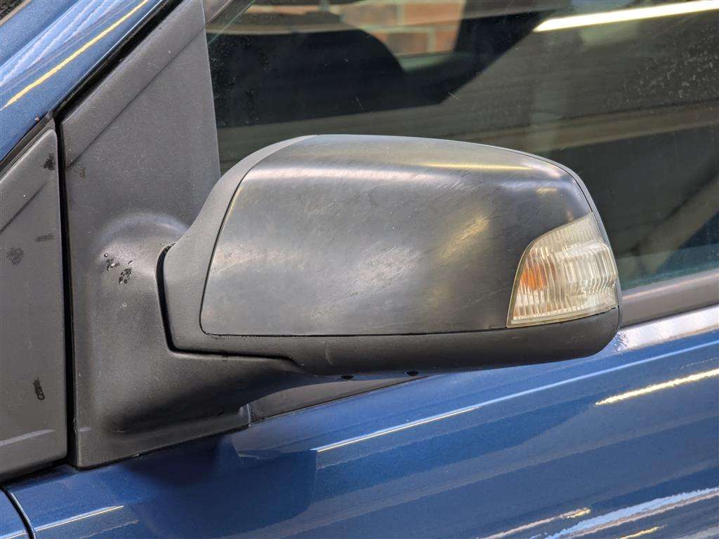 <p>2007 FORD FOCUS GHIA</p>