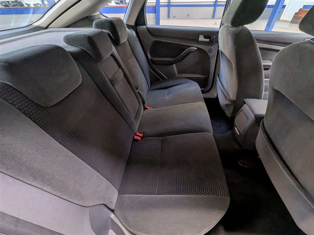 <p>2007 FORD FOCUS GHIA</p>