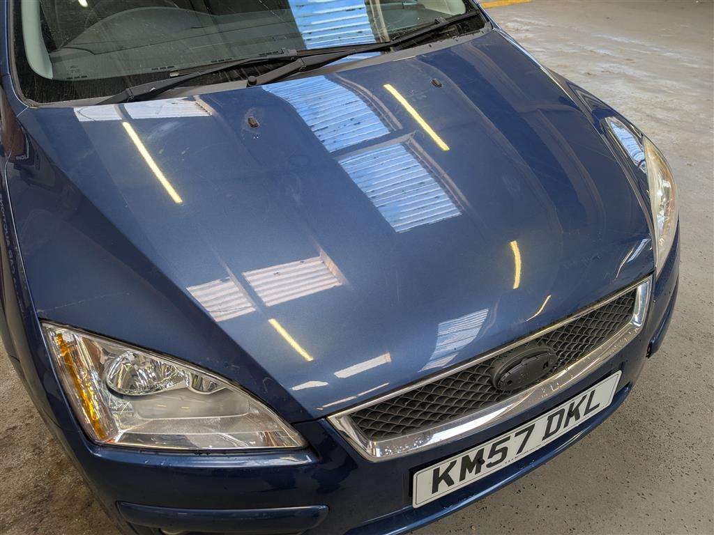 <p>2007 FORD FOCUS GHIA</p>