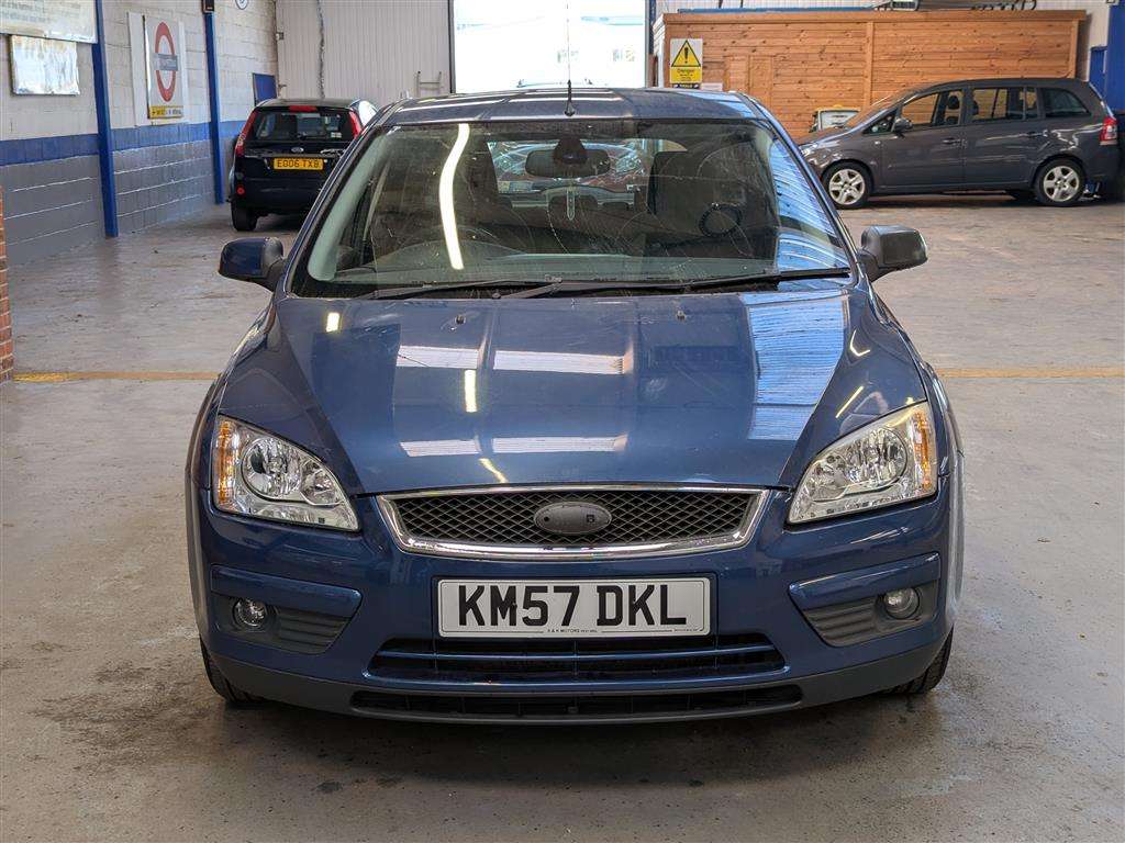 <p>2007 FORD FOCUS GHIA</p>