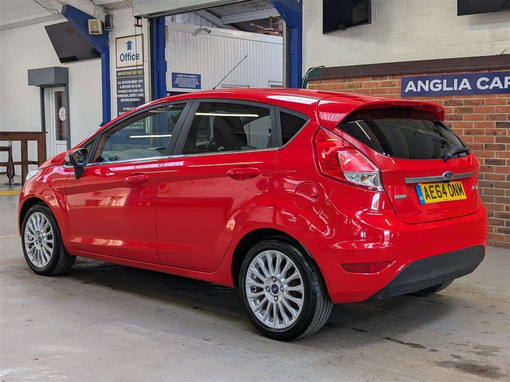 <p>2014 FORD FIESTA TITANIUM</p>