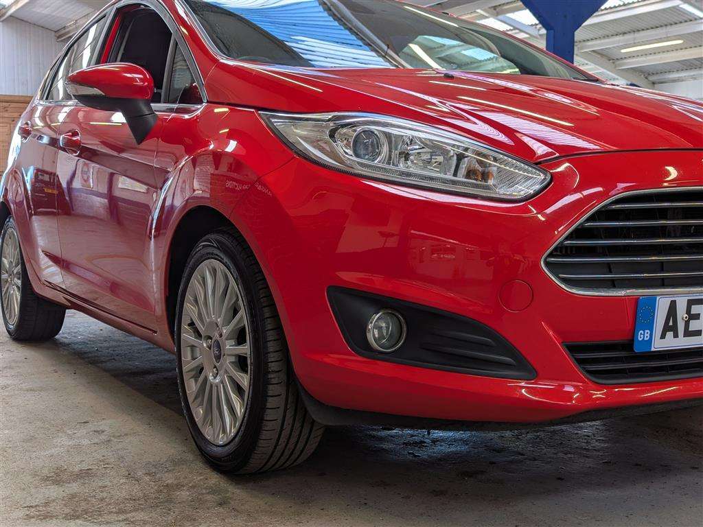 <p>2014 FORD FIESTA TITANIUM</p>