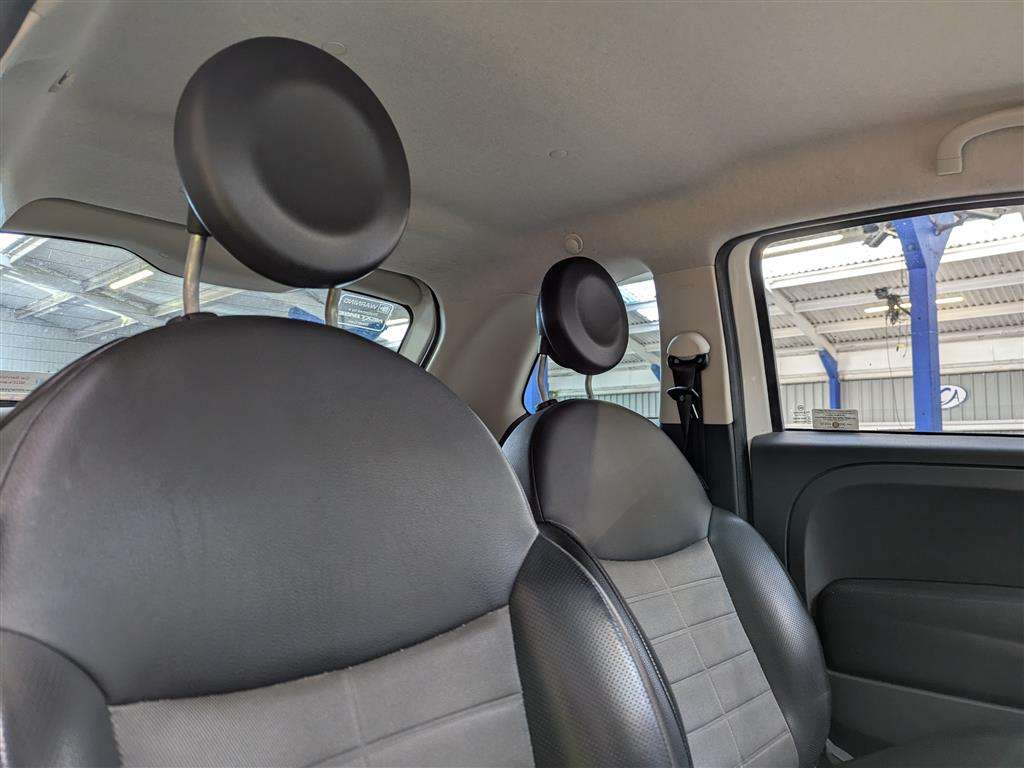 <p>2010 FIAT 500 SPORT MULTIJET 95</p>