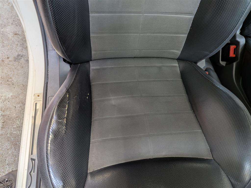 <p>2010 FIAT 500 SPORT MULTIJET 95</p>