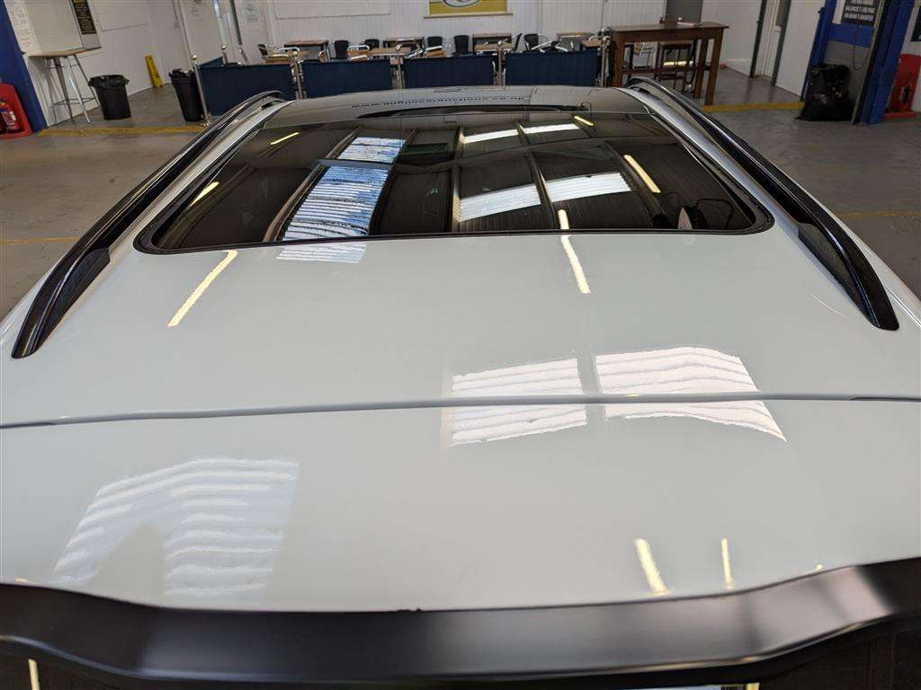 <p>2012 PORSCHE CAYENNE S HYBRID TIP S</p>