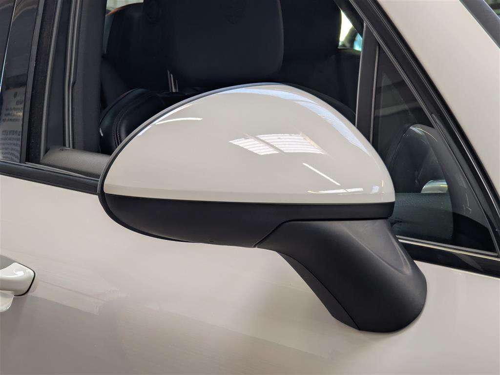 <p>2012 PORSCHE CAYENNE S HYBRID TIP S</p>