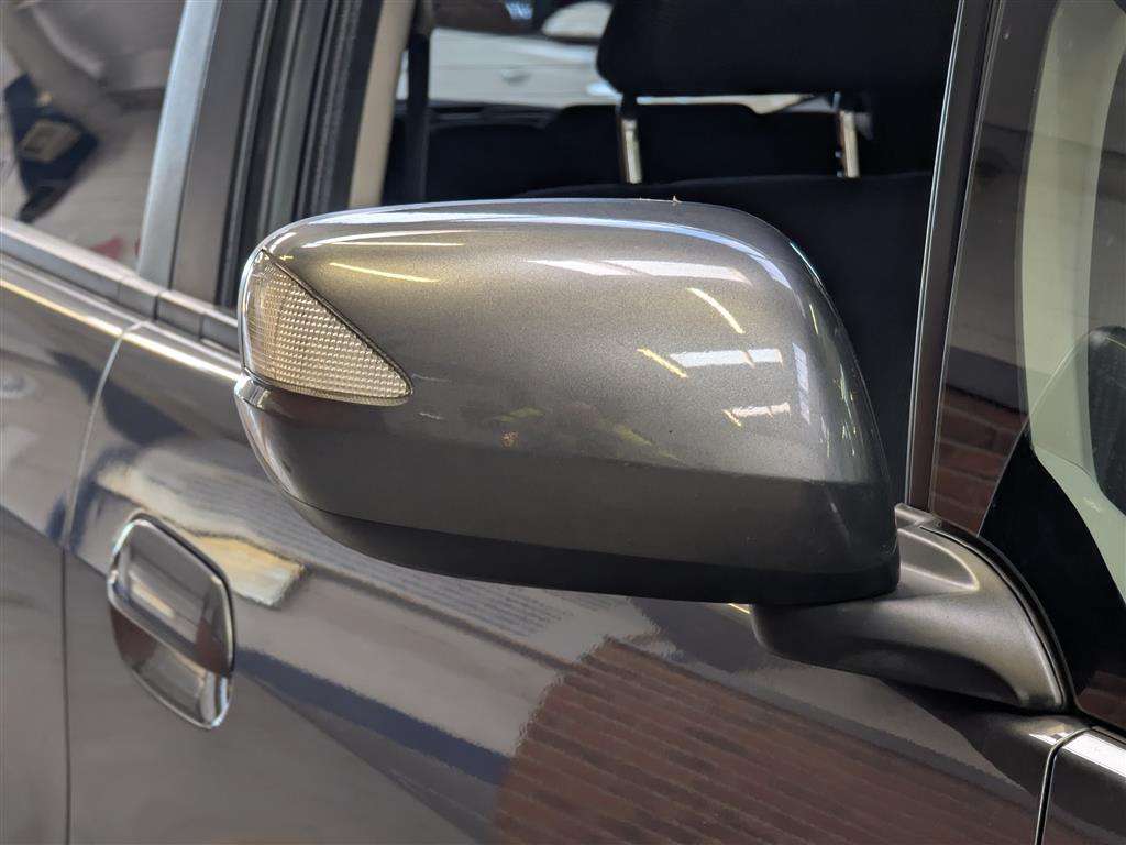 <p>2013 HONDA JAZZ I-VTEC ES CVT</p>