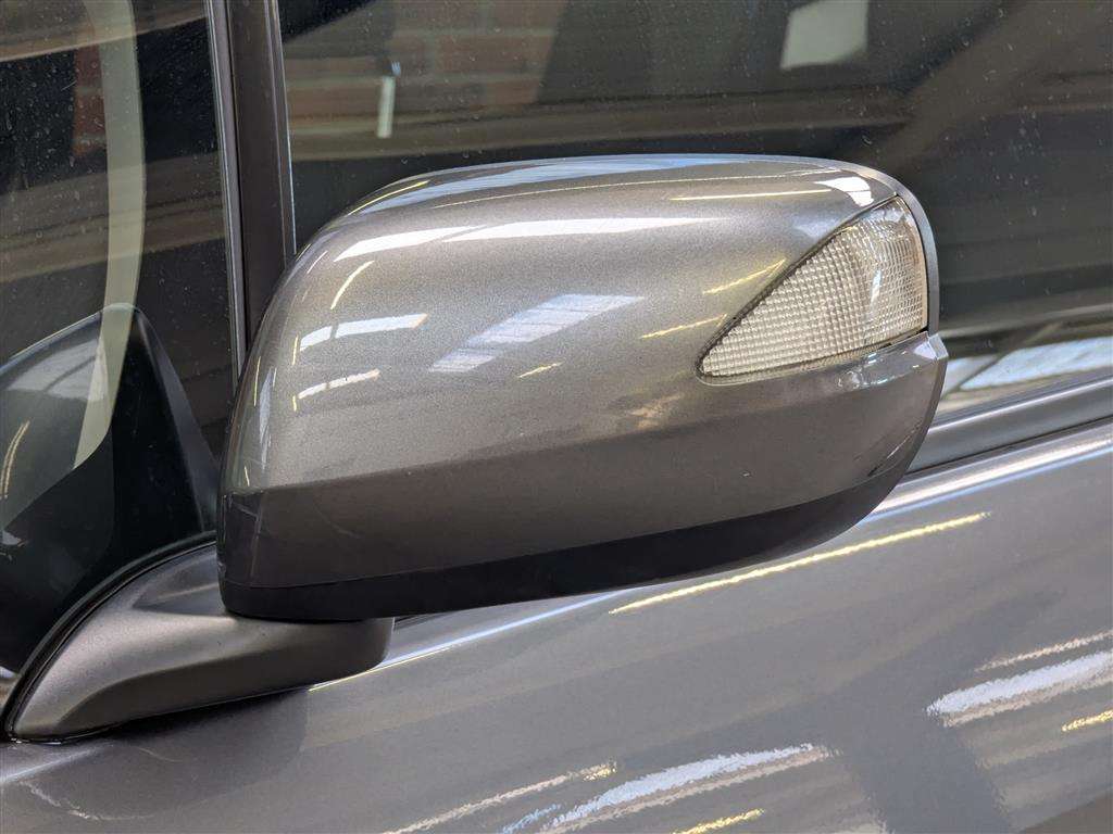 <p>2013 HONDA JAZZ I-VTEC ES CVT</p>