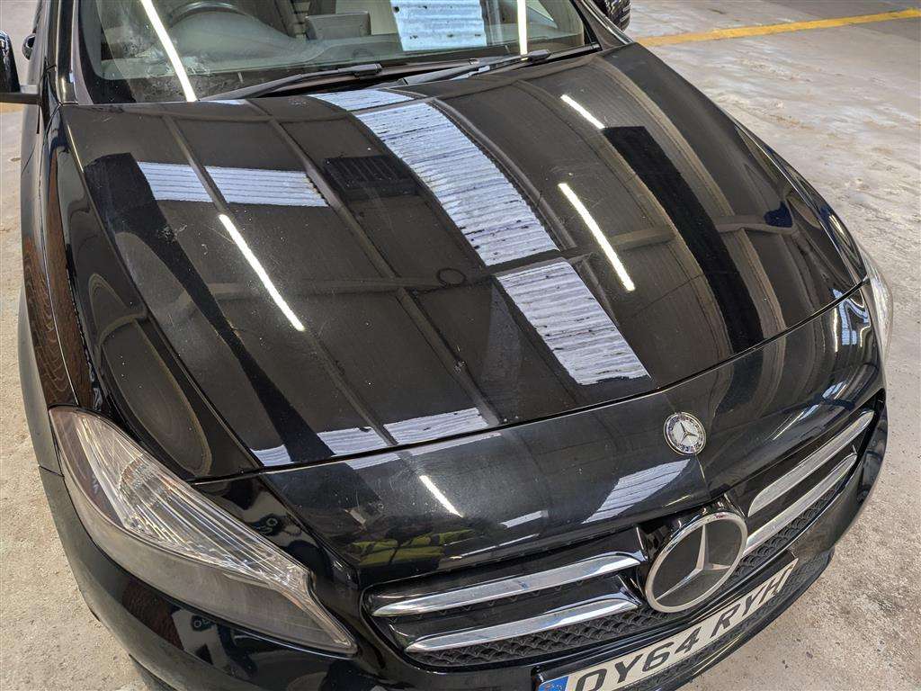 <p>2014 MERCEDES-BENZ A180 BLUEEFFICIENCY SE</p>