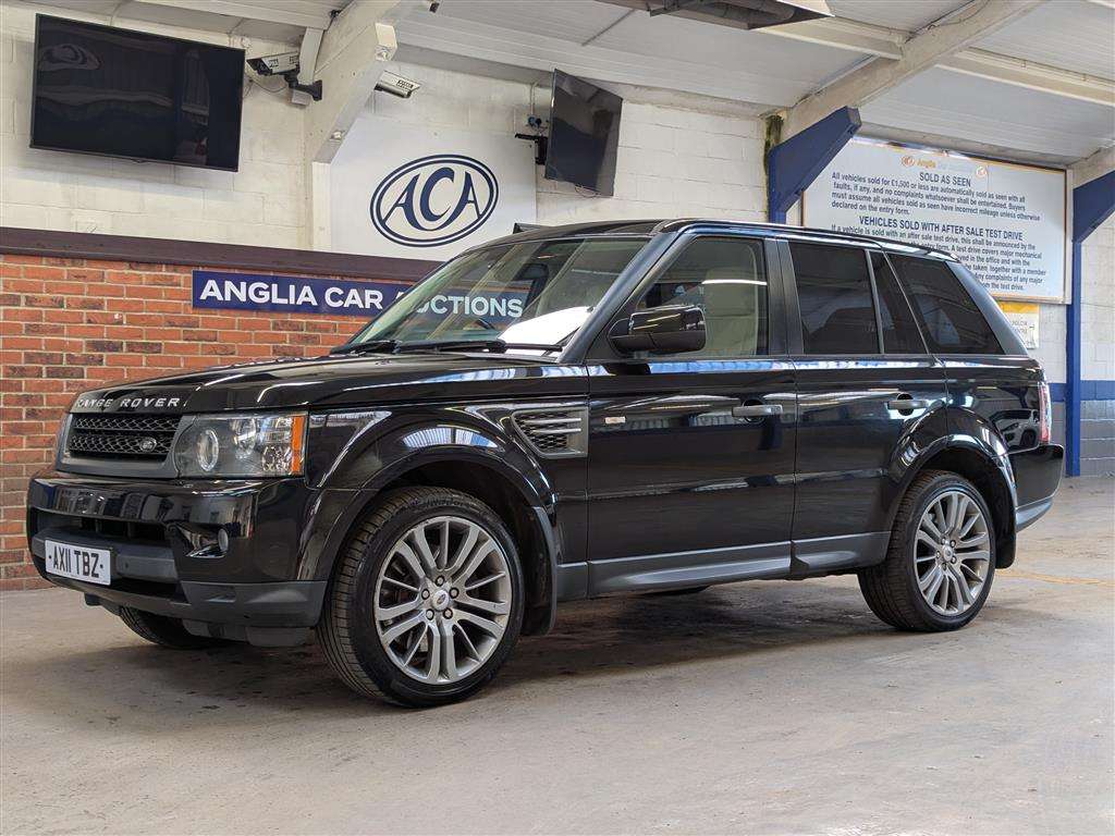<p>2011 LAND ROVER RANGE ROVER SP HSE TDV6 A</p>