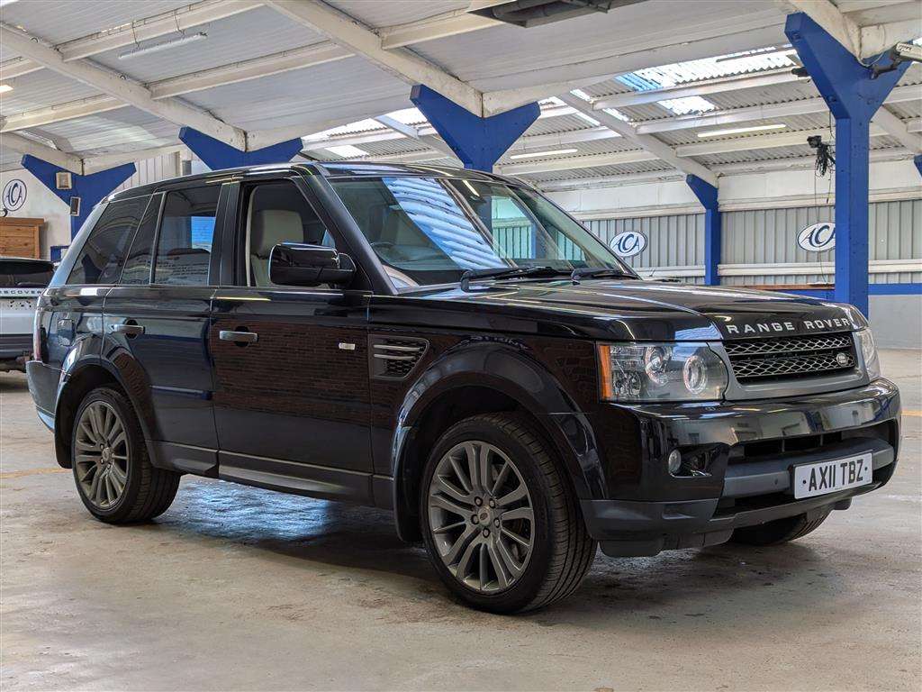 <p>2011 LAND ROVER RANGE ROVER SP HSE TDV6 A</p>