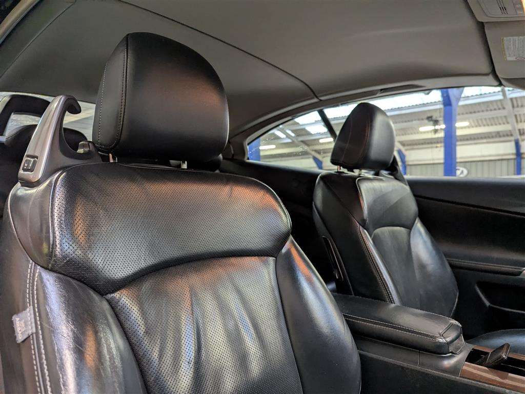 <p>2010 LEXUS IS 250C SE-L AUTO</p>