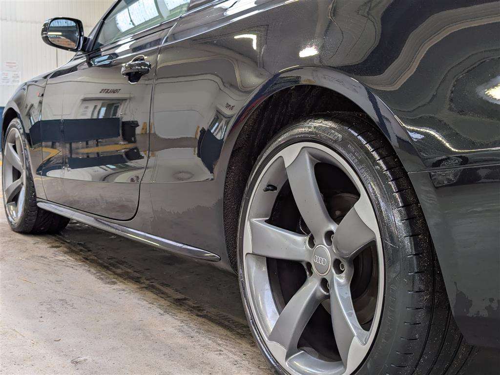 <p>2014 AUDI A5 S LINE BLACK EDITION T</p>