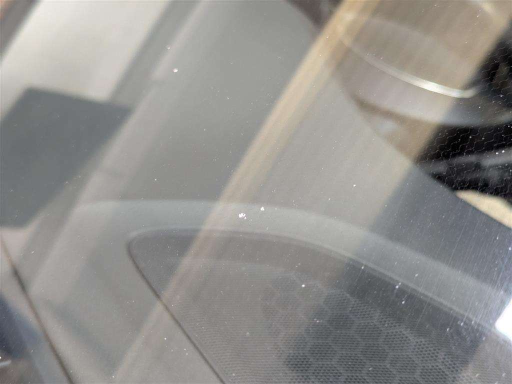 <p>2015 VOLVO V60 R-DESIGN NAV D3</p>