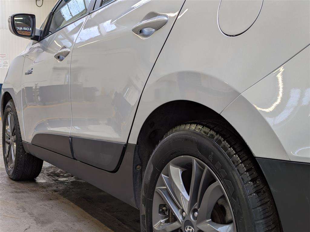 <p>2015 HYUNDAI IX35 SE NAV CRDI BLUE DRI</p>