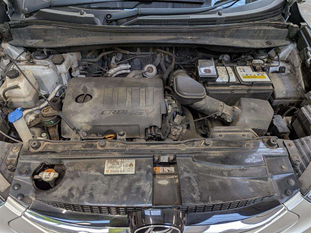 <p>2015 HYUNDAI IX35 SE NAV CRDI BLUE DRI</p>