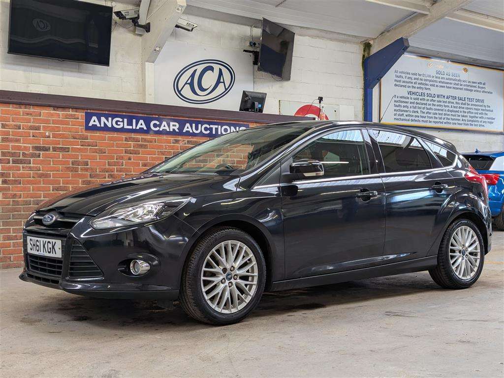 <p>2011 FORD FOCUS ZETEC 125</p>
