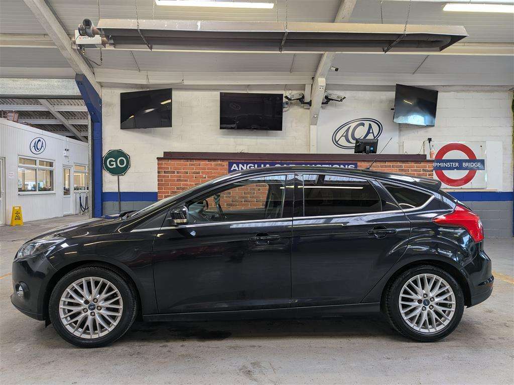 <p>2011 FORD FOCUS ZETEC 125</p>