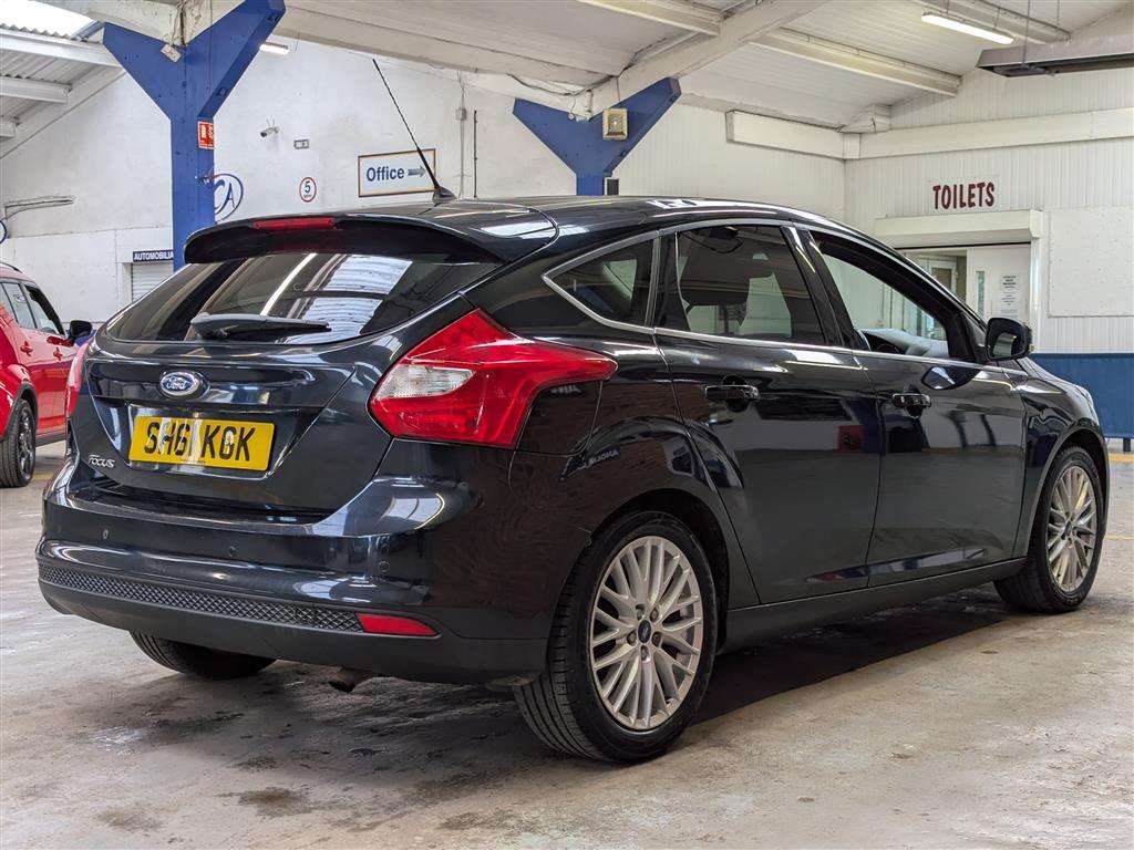 <p>2011 FORD FOCUS ZETEC 125</p>