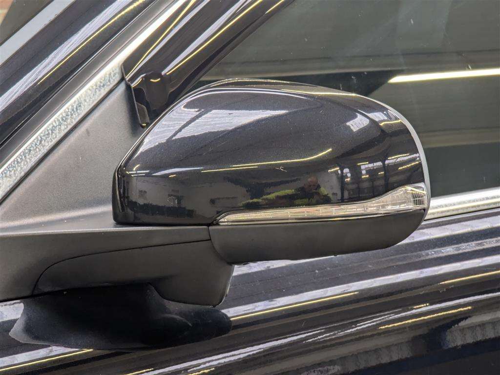 <p>2013 VOLVO V70 SE LUX T5 AUTO</p>